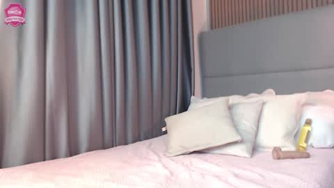 Snapshot of sienna_blake_ chatting on 17, 1, 2025 Sienna Blake online show from 17, 1, 2025