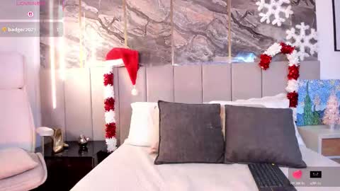 Snapshot of sienna_blake_ chatting on 13, 12, 2025 Sienna Blake online show from 13, 12, 2025