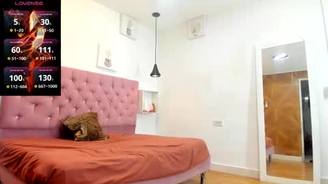 sienna_glow online show from 29, 9, 2025