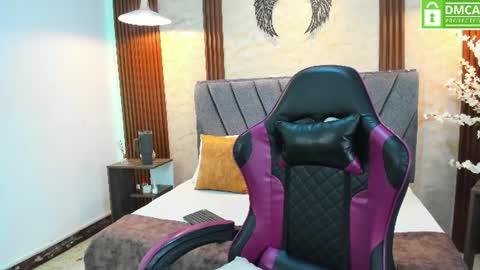 Snapshot of sienna_lu chatting on 12, 6, 2026 Sienna online show from 12, 6, 2026