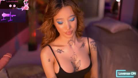 Snapshot of siennajayden chatting on 24, 10, 2025 Sienna online show from 24, 10, 2025