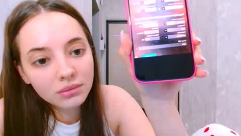 Sienna Mia online show from 16, 5, 2026