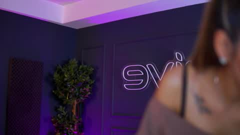 Snapshot of siennaruh chatting on 29, 11, 2025 Sienna online show from 29, 11, 2025