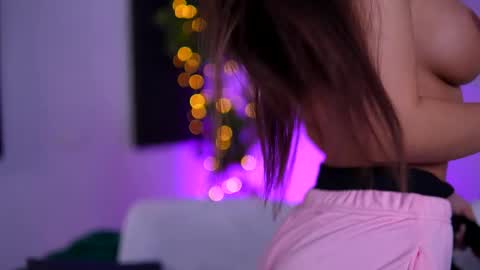 Sienna online show from 18, 4, 2026