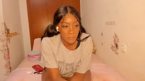 sierra_violet online show from 15, 4, 2026