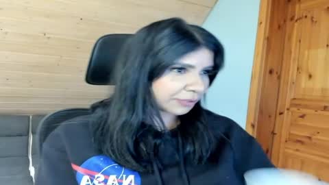 siirena online show from 13, 4, 2026