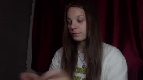 Snapshot of silkqueen_88 chatting on 21, 7, 2026 Angelica online show from 21, 7, 2026