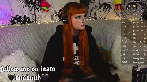 Mia online show from 4, 6, 2026