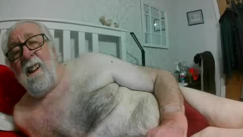 sillyoldman45221063 online show from 27, 7, 2026