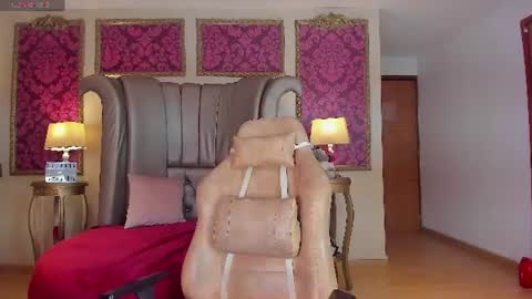 Snapshot of silvanabombshell chatting on 12, 6, 2026 SilvanaBombshel online show from 12, 6, 2026