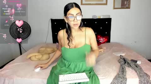 Snapshot of silver__love chatting on 27, 1, 2025 Silver online show from 27, 1, 2025