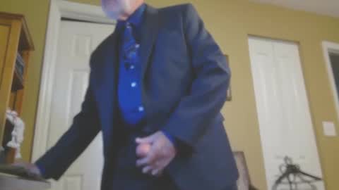 Daddy Bear online show from 26, 4, 2026