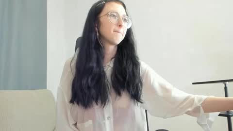 Alice online show from 12, 4, 2026