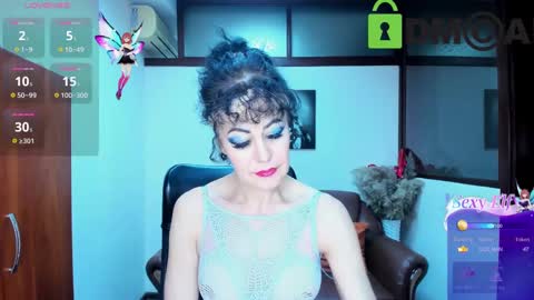 Silvia Wallec online show from 28, 2, 2025