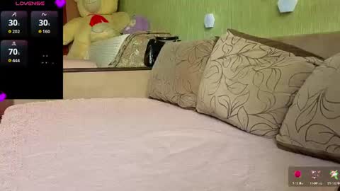 miss Anna online show from 9, 6, 2026