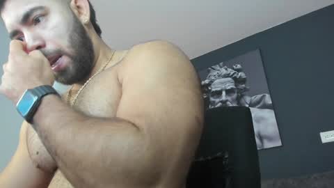 simon_leon01 online show from 22, 1, 2025