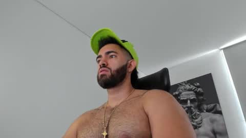 simon_leon01 online show from 31, 5, 2026