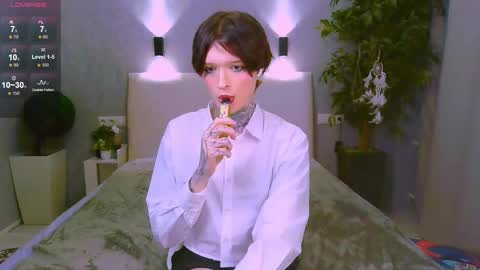 Simona online show from 3, 2, 2025