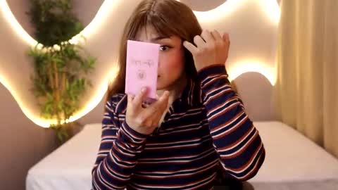 simone_sky online show from 10, 3, 2026