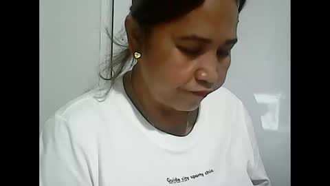 Snapshot of simplecity45 chatting on 26, 11, 2025 Carolyn online show from 26, 11, 2025