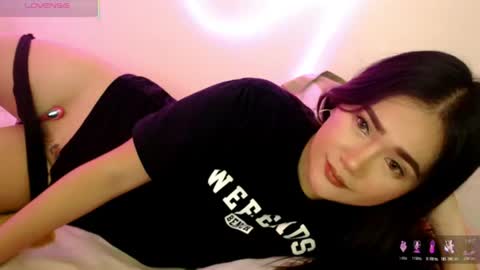 Adrianna Fowler online show from 7, 7, 2026