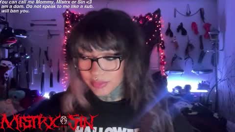 Mistrx Sin online show from 12, 2, 2026