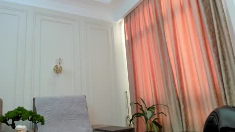 Ellie online show from 14, 1, 2025