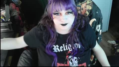 Sinstress hemlock online show from 26, 4, 2026