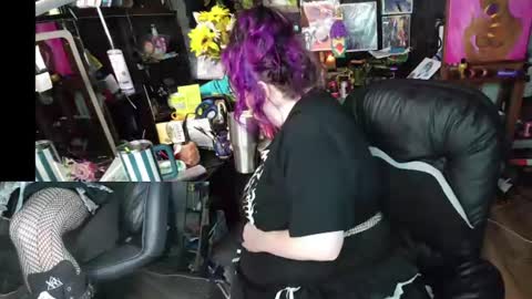 Sinstress hemlock online show from 8, 8, 2026