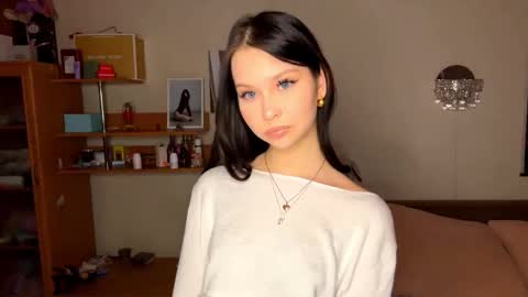 Emma online show from 24, 11, 2025