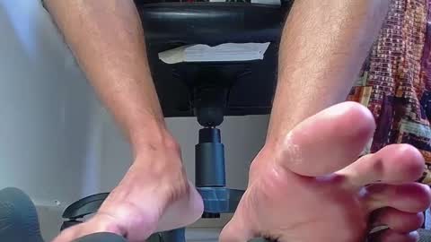 only foot                         worshipers here online show from 20, 2, 2025