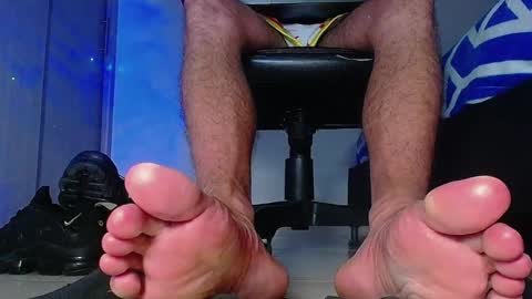 only foot                         worshipers here online show from 7, 2, 2026