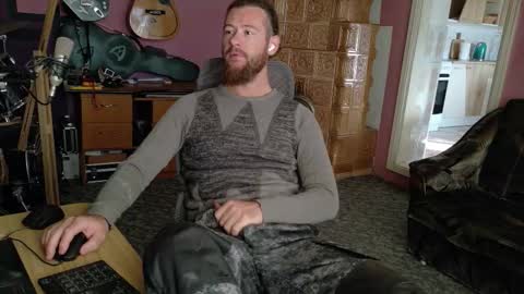 I am The Fourth and only Sir. Pelo online show from 15, 9, 2025