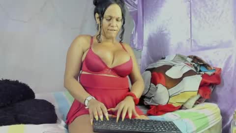Sirena Fuentes online show from 11, 5, 2026
