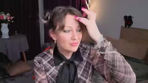 Snapshot of sirena_fly chatting on 17, 6, 2026 Sirena online show from 17, 6, 2026