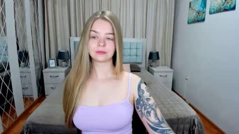 Snapshot of sirenabloom chatting on 3, 6, 2026 SirenaBloom online show from 3, 6, 2026