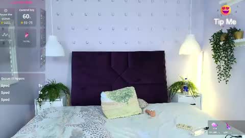 sirenyrouss online show from 2, 7, 2026