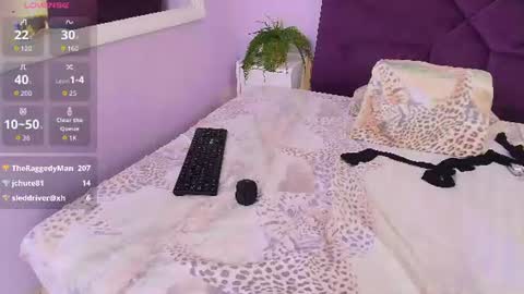 sirenyrouss online show from 3, 7, 2026