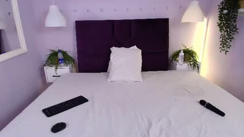sirenyrouss online show from 13, 7, 2026