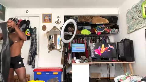 Snapshot of siriss_boyrag chatting on 1, 5, 2026 siriss_boyrag online show from 1, 5, 2026