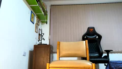 Snapshot of siriss_boyrag chatting on 7, 6, 2026 siriss_boyrag online show from 7, 6, 2026
