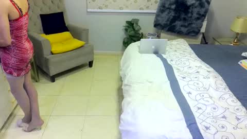 D i f a  Ana Arbeh shemale online show from 30, 4, 2026