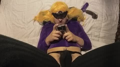 sissycumshooter420 online show from 15, 3, 2026