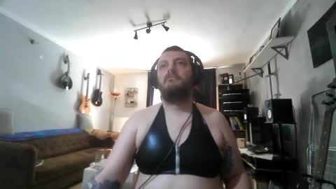 Snapshot of sissylovedoll chatting on 1, 3, 2026 Tiffany Candy online show from 1, 3, 2026