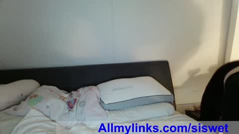 Snapshot of siswet19 chatting on 5, 12, 2025 Elise online show from 5, 12, 2025