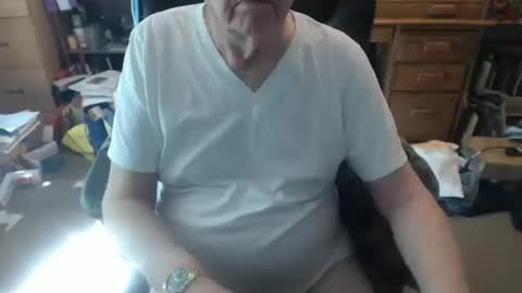 sjbottomboi online show from 9, 10, 2025