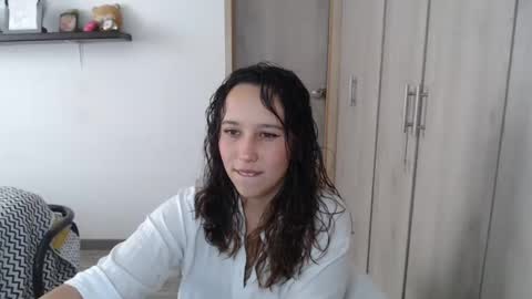 Snapshot of skarlet_adams chatting on 9, 12, 2024 Alice online show from 9, 12, 2024