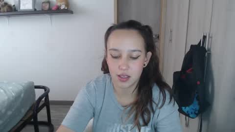 Snapshot of skarlet_adams chatting on 14, 12, 2024 Alice online show from 14, 12, 2024