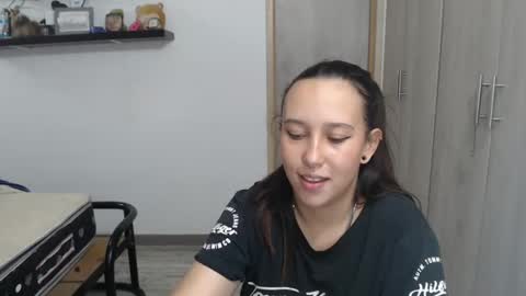 Snapshot of skarlet_adams chatting on 30, 12, 2024 Alice online show from 30, 12, 2024