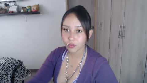 Snapshot of skarlet_adams chatting on 8, 1, 2025 Alice online show from 8, 1, 2025